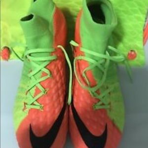 Meet your Posher, Deodata